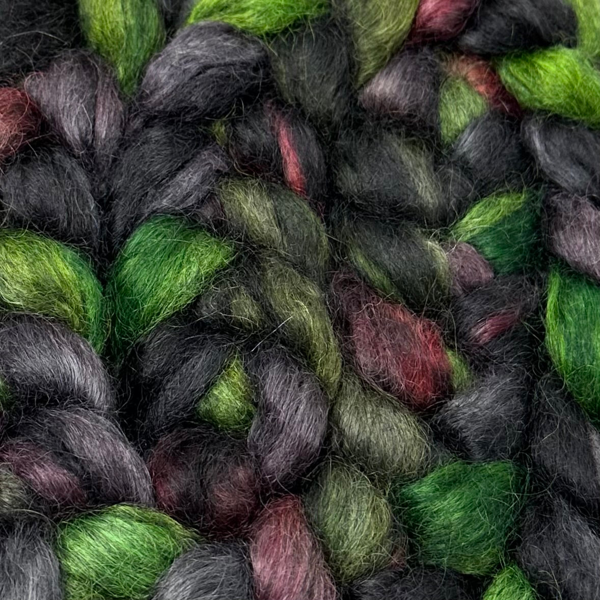 Gotland Combed Top Roving Lump of Coal Deep Dyed Yarns