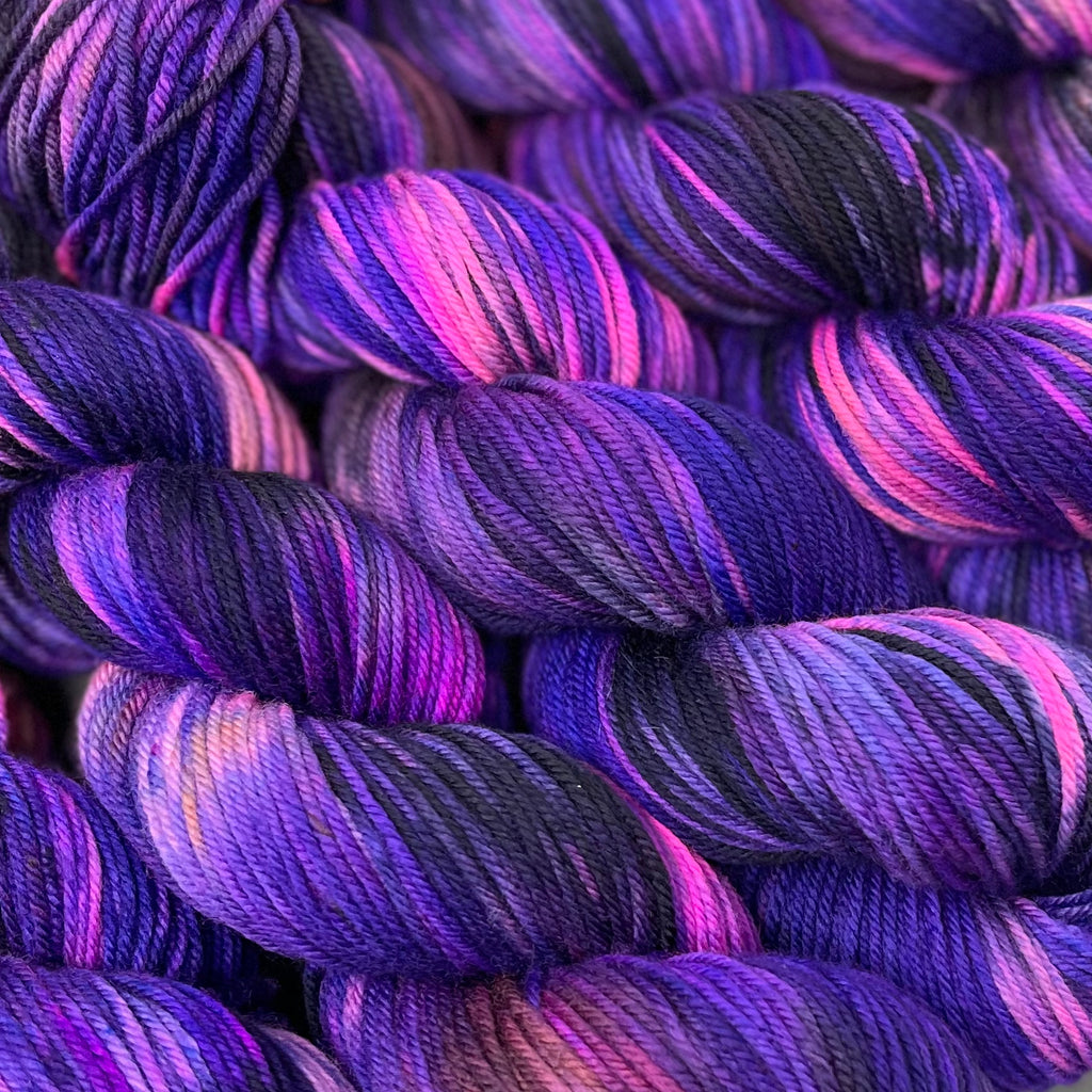 Still heavy DK to light worsted Twilight Time