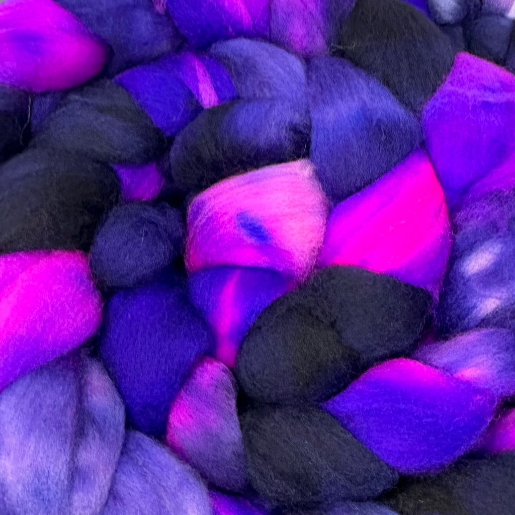 Superwash Merino Combed Top 18.5 micro Twilight Time