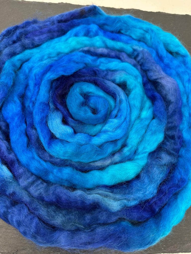 Wensleydale longwool top spinning fiber Big Blue