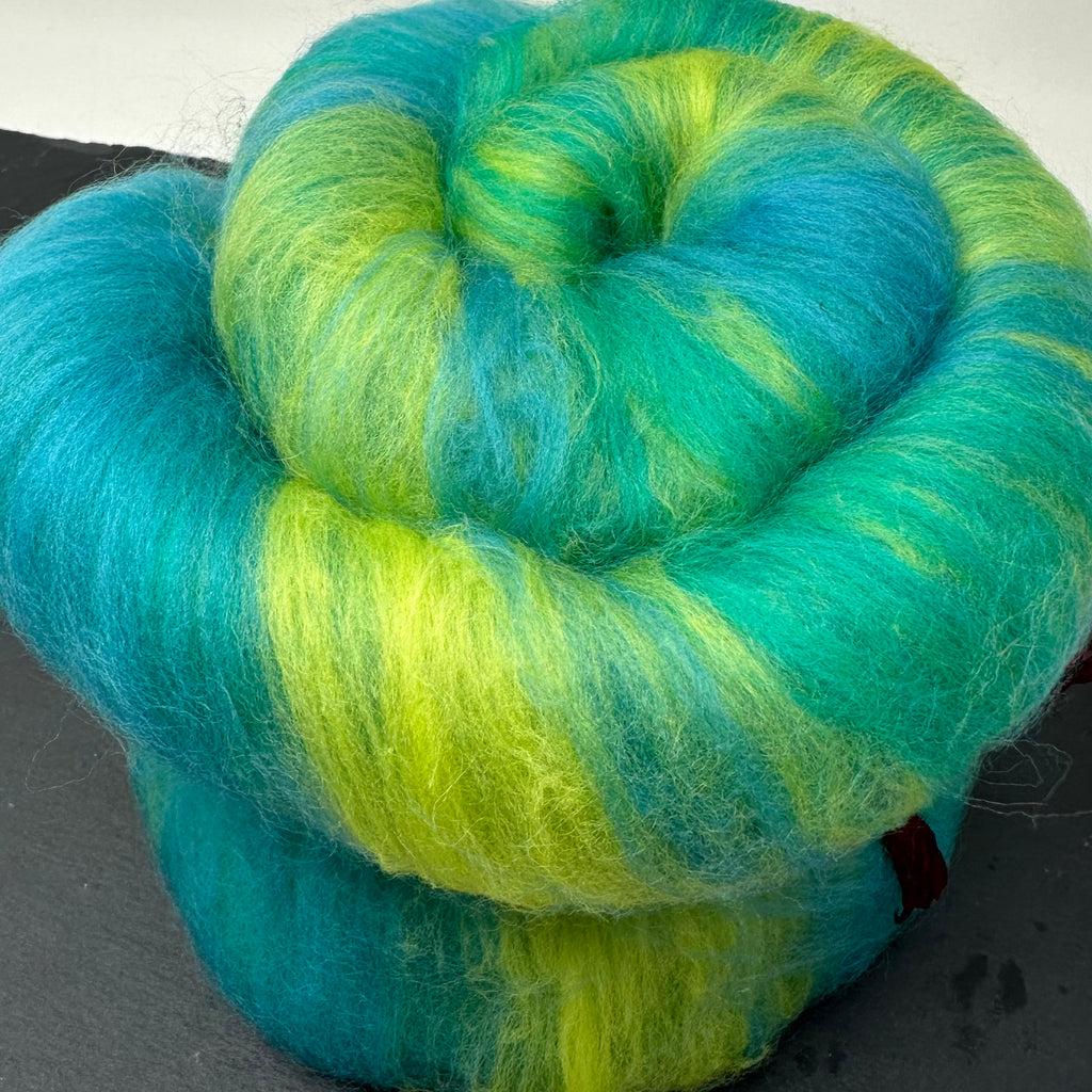 Merino wool Kiera batt spinning or Felting Water Lily