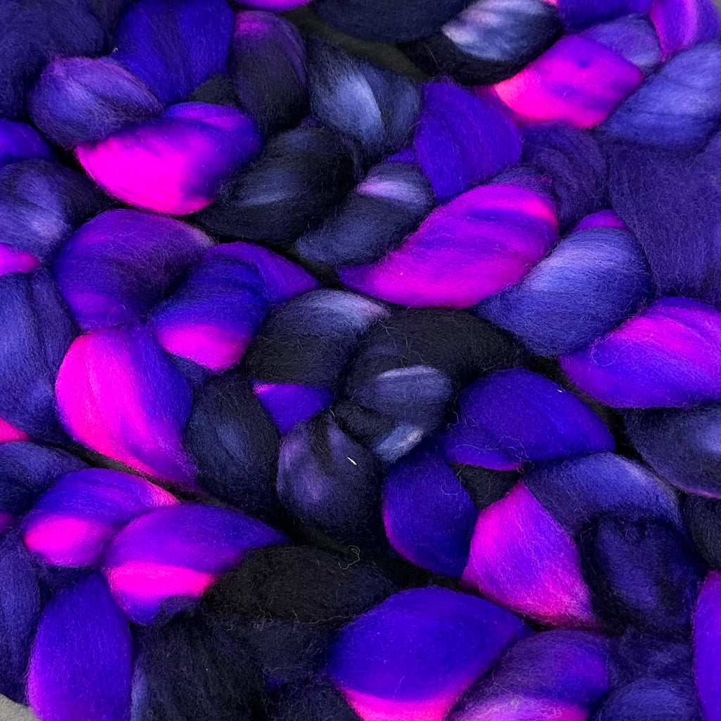 Superwash Merino Combed Top 18.5 micro Twilight Time