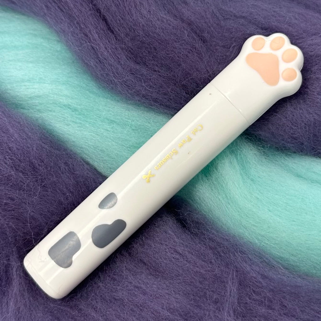 Lucky Cat Paw Scissors Deep Dyed Yarns