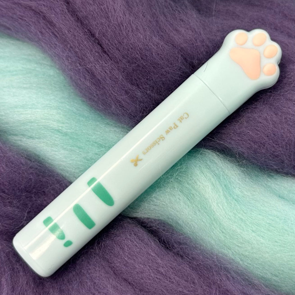 Lucky Cat Paw Scissors Deep Dyed Yarns