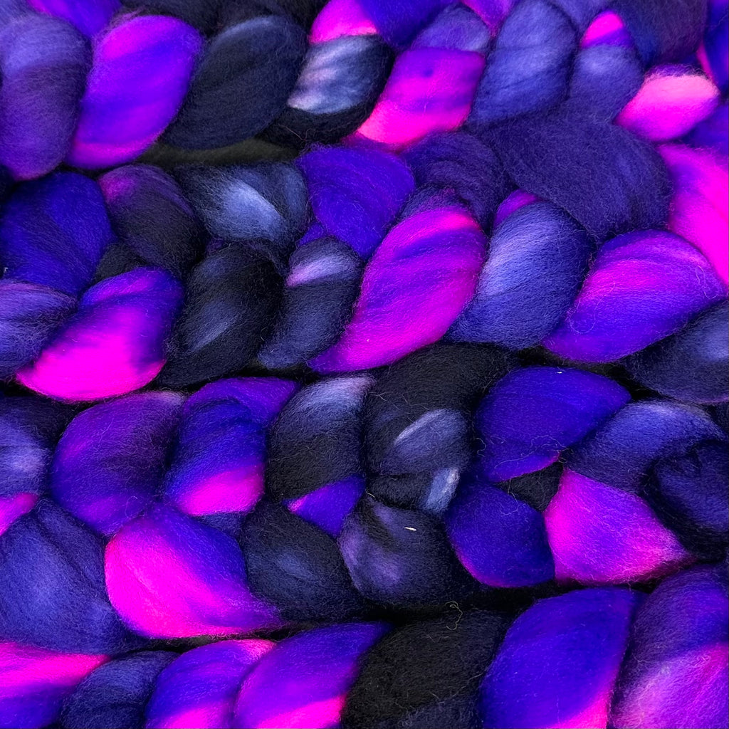 Superwash Merino Combed Top 18.5 micro Twilight Time