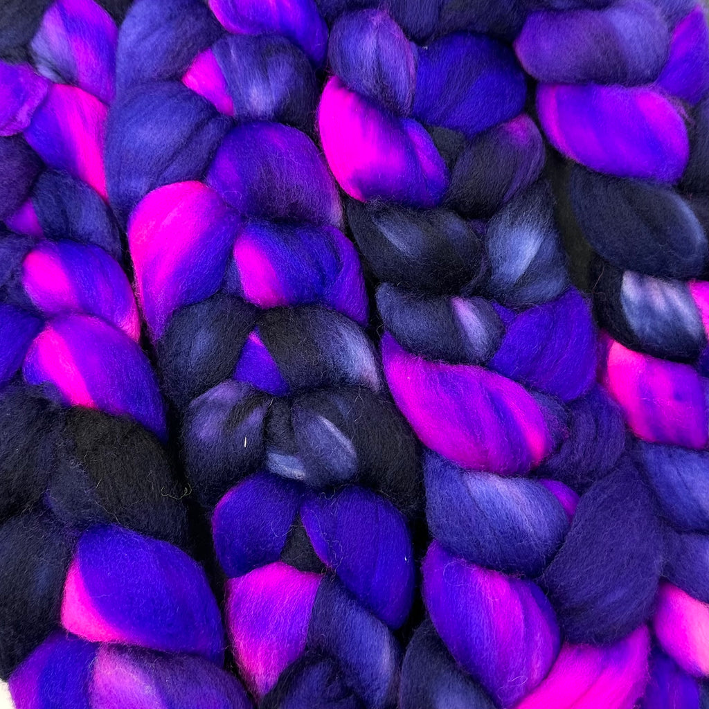 Superwash Merino Combed Top 18.5 micro Twilight Time