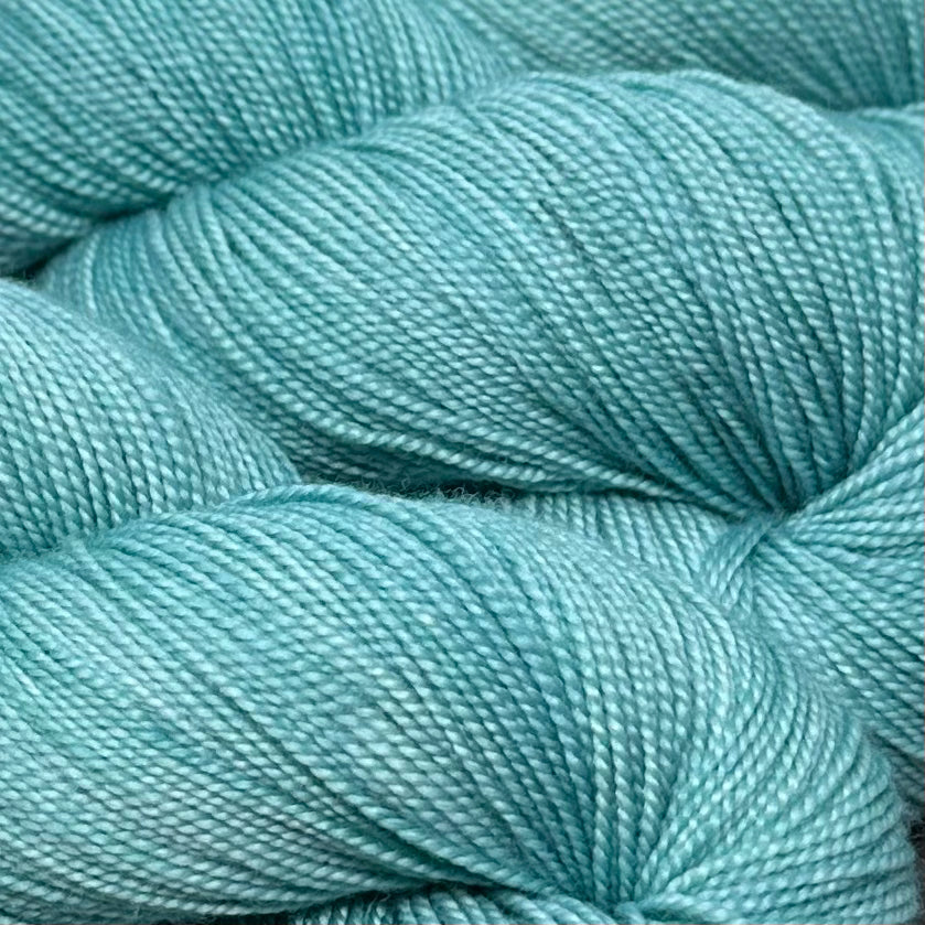 Mantua Merino Silk Sock Yarn Sea foam