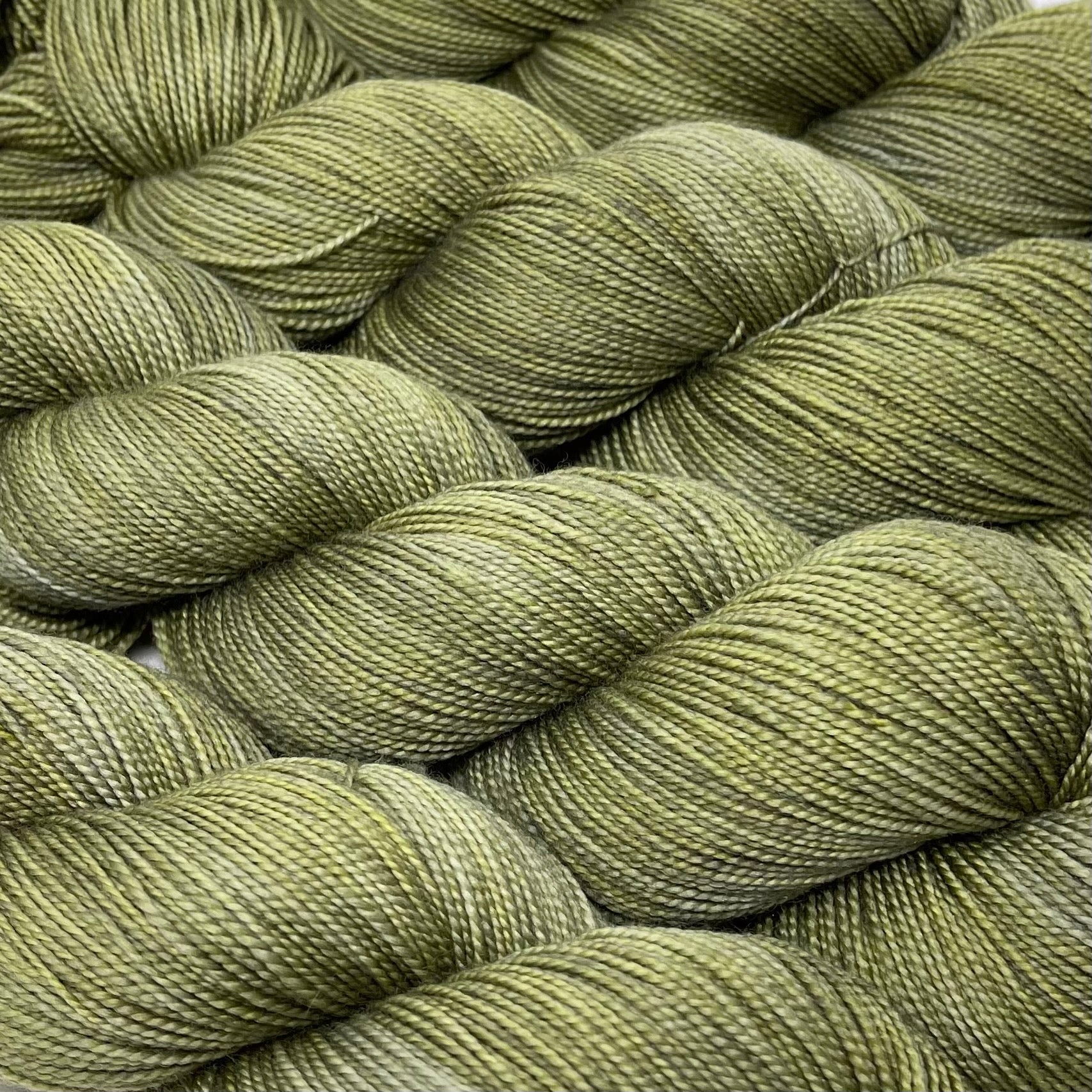 Mantua Merino Silk Sock Yarn Thyme – Deep Dyed Yarns