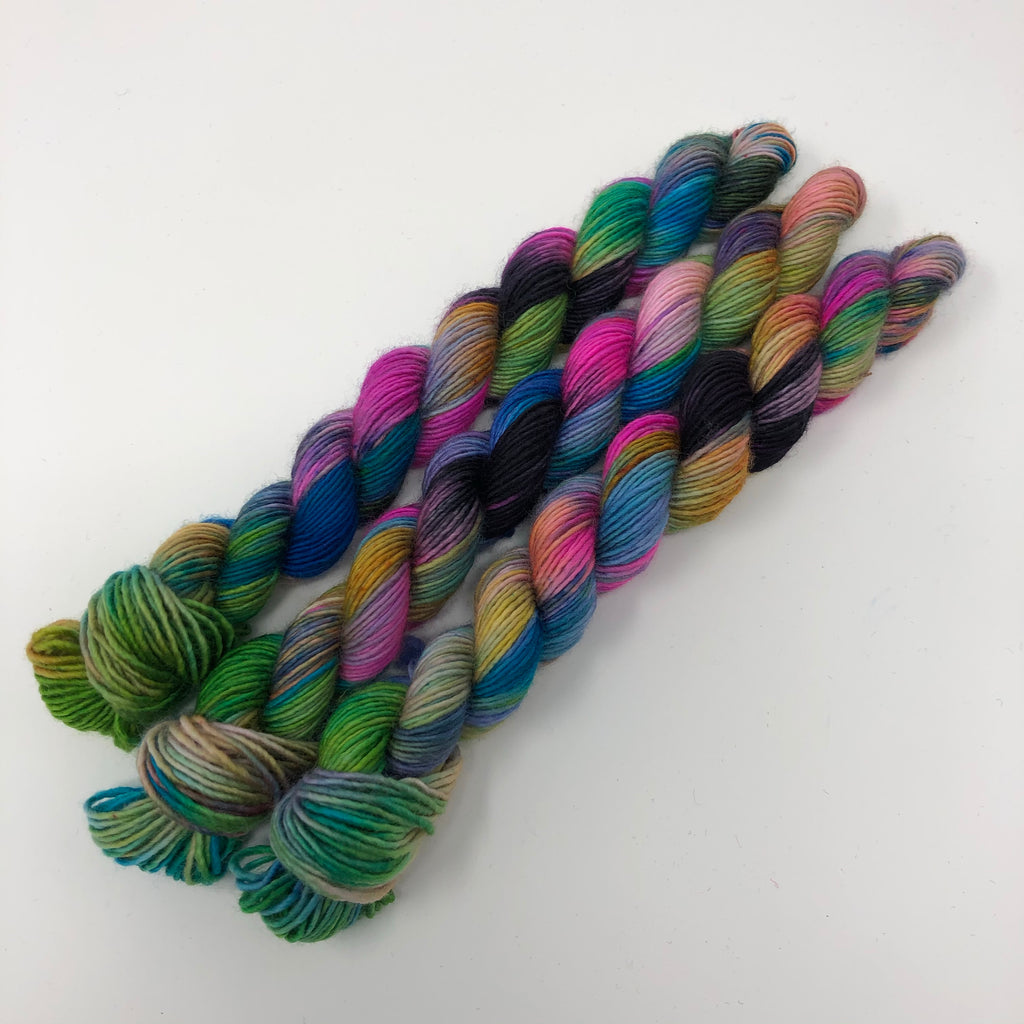 70 yard sock yarn mini skein Venom