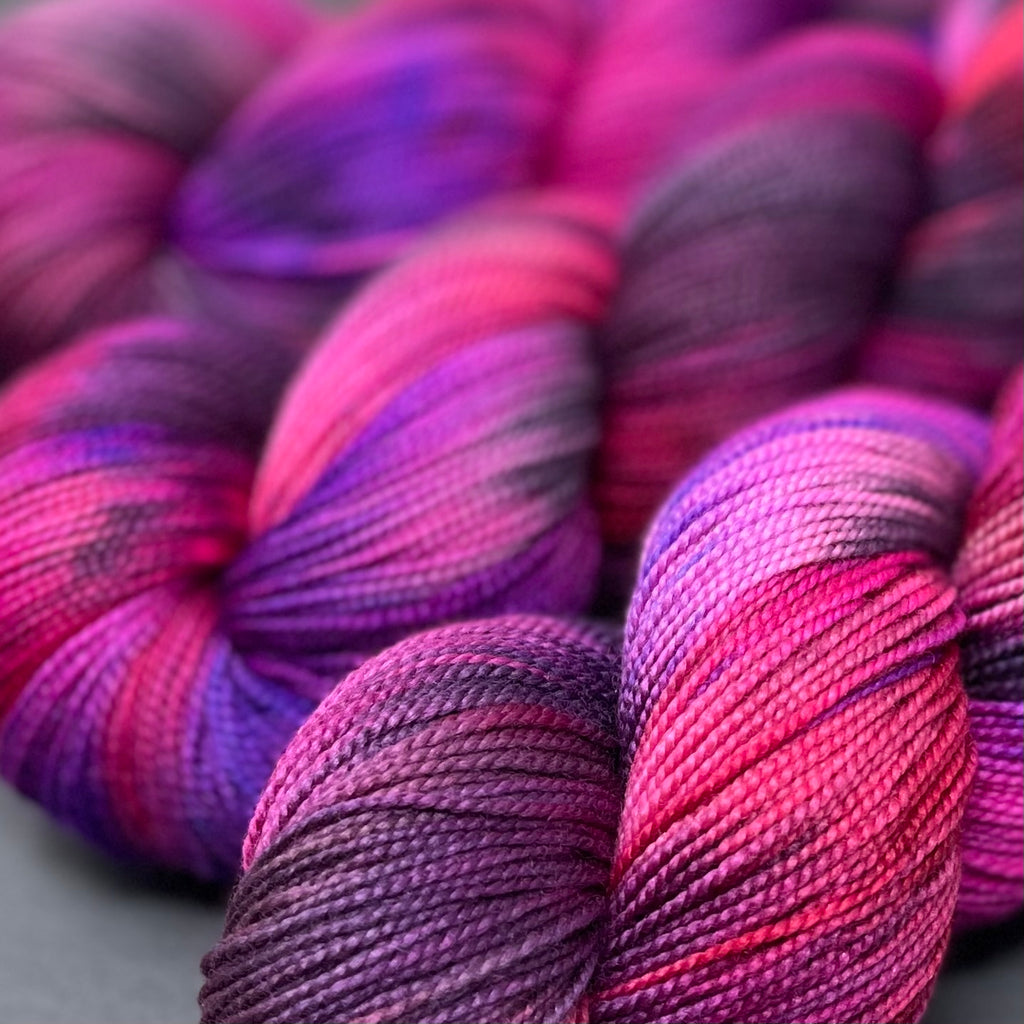 Mantua Merino Silk Sock Yarn Loves Me