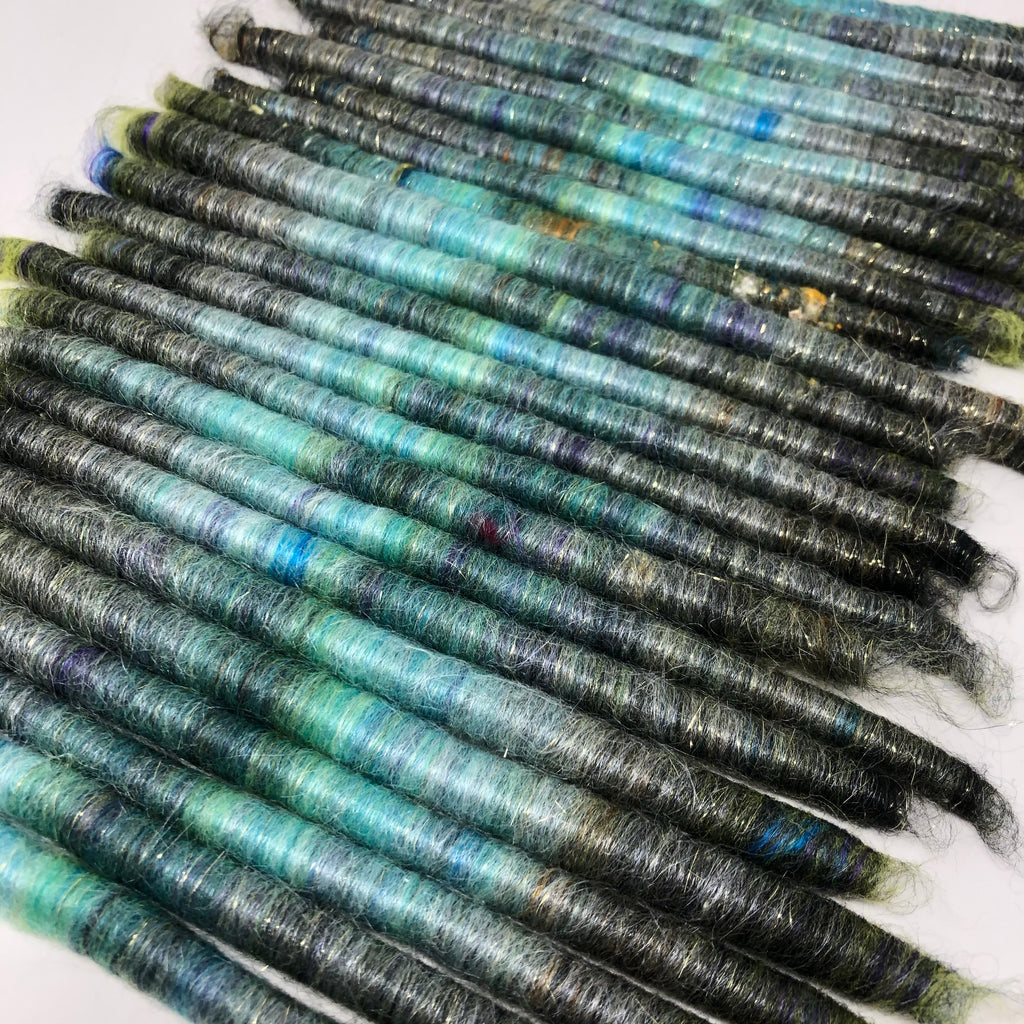Punis for spinning sea grass