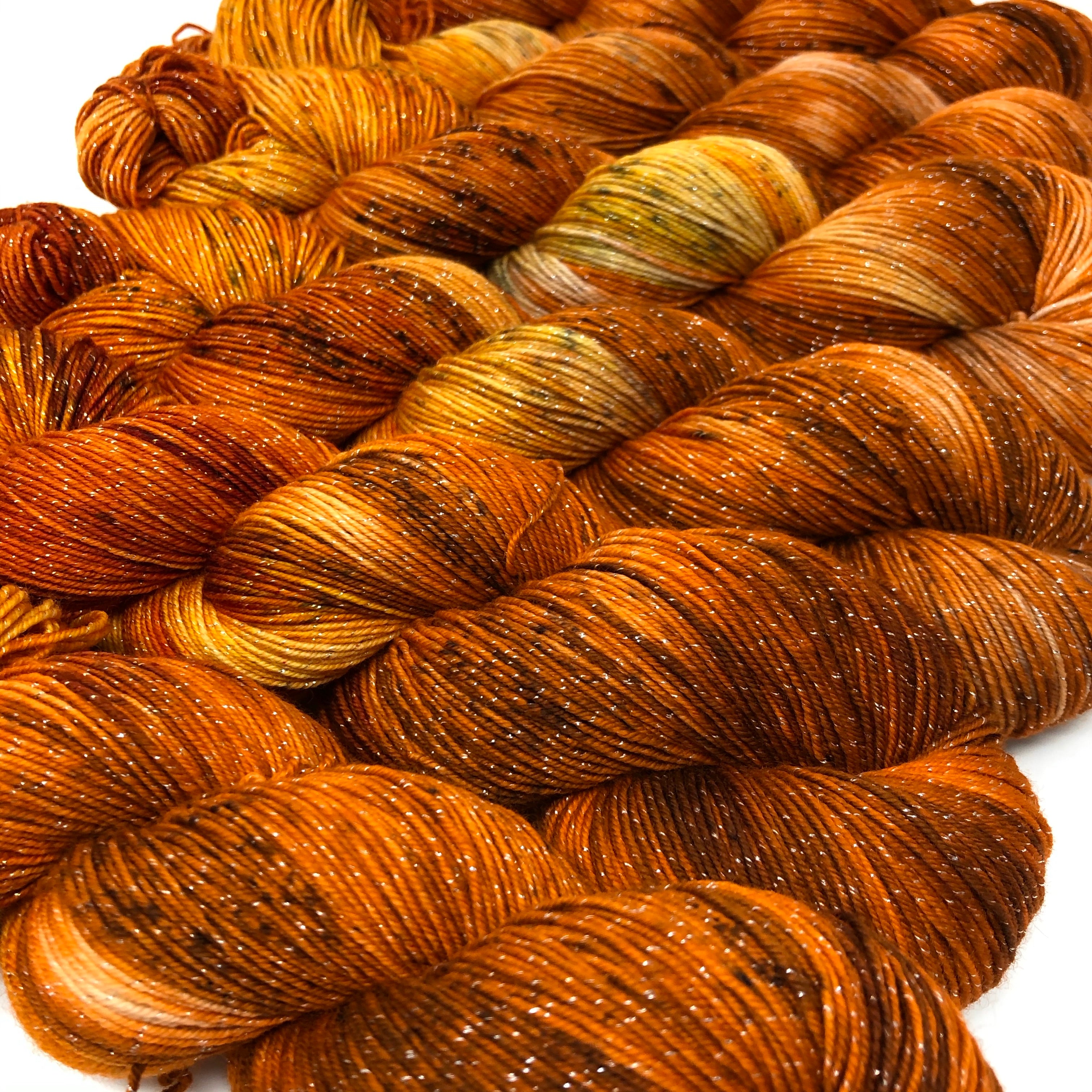 Grit Merino Worsted Weight yarn Caramel – Deep Dyed Yarns
